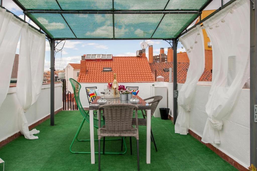 Duplex Garden Deluxe - Atocha Madrid